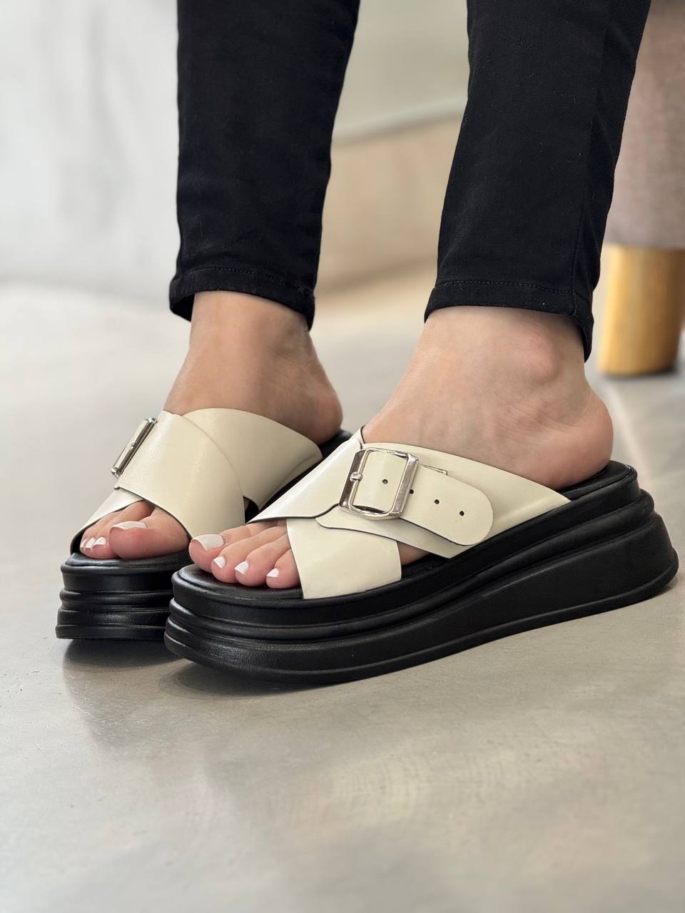 Sandalias plateadas de moda MB72 | Maraldo