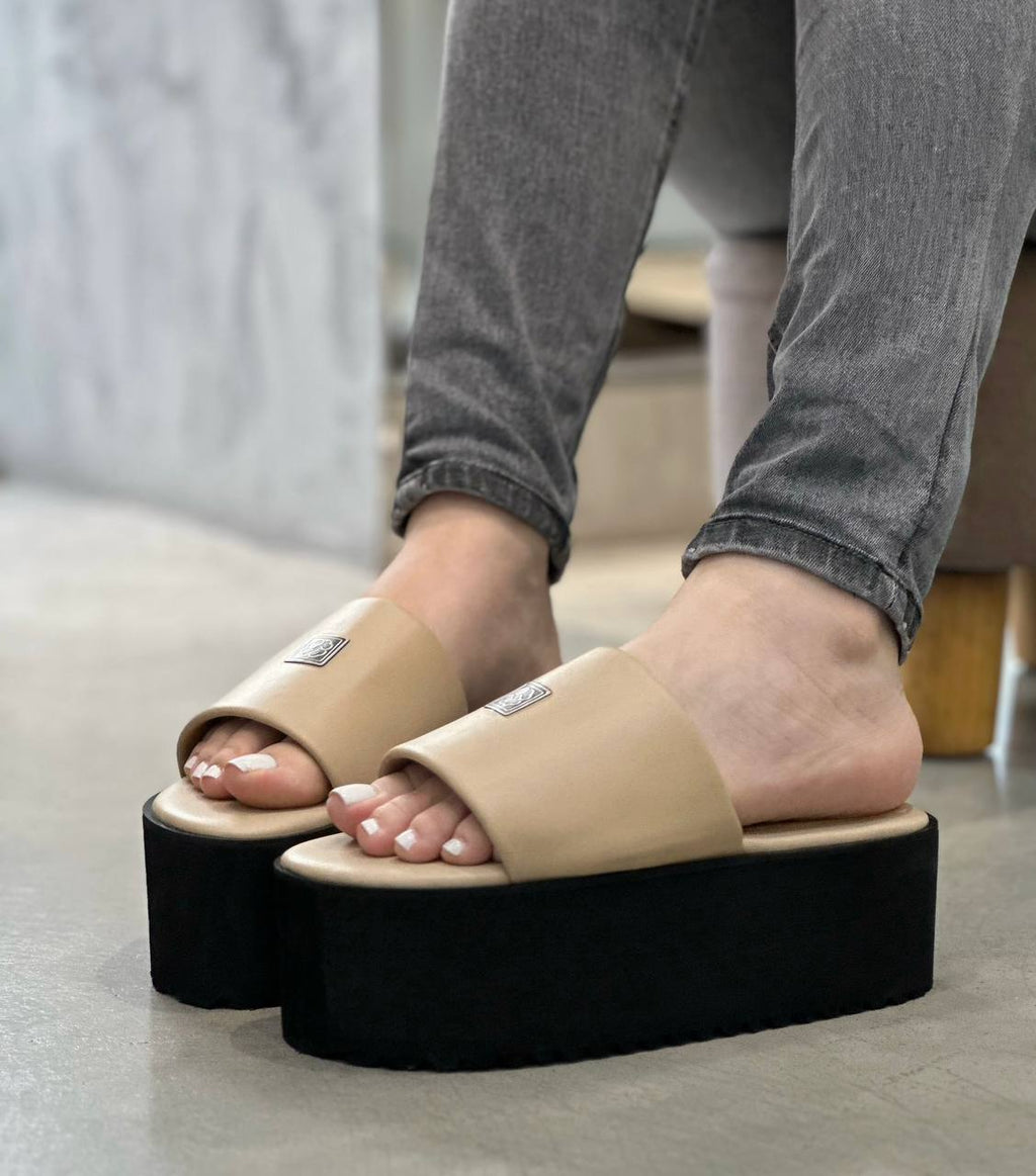 Sandalias con maxi plataforma – MB83