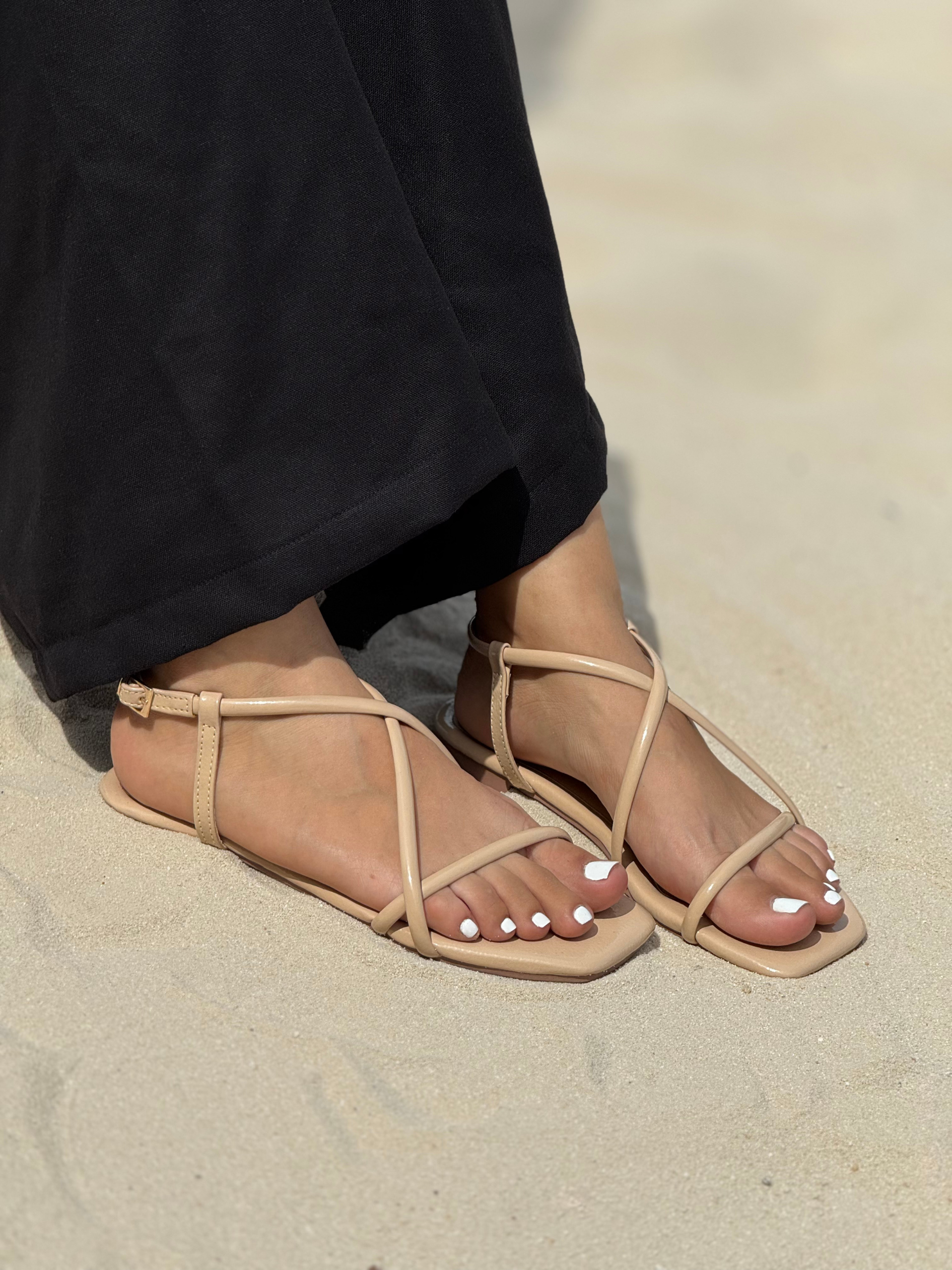 Sandalias planas de tiras cruzadas P1519 para mujer | Maraldo
