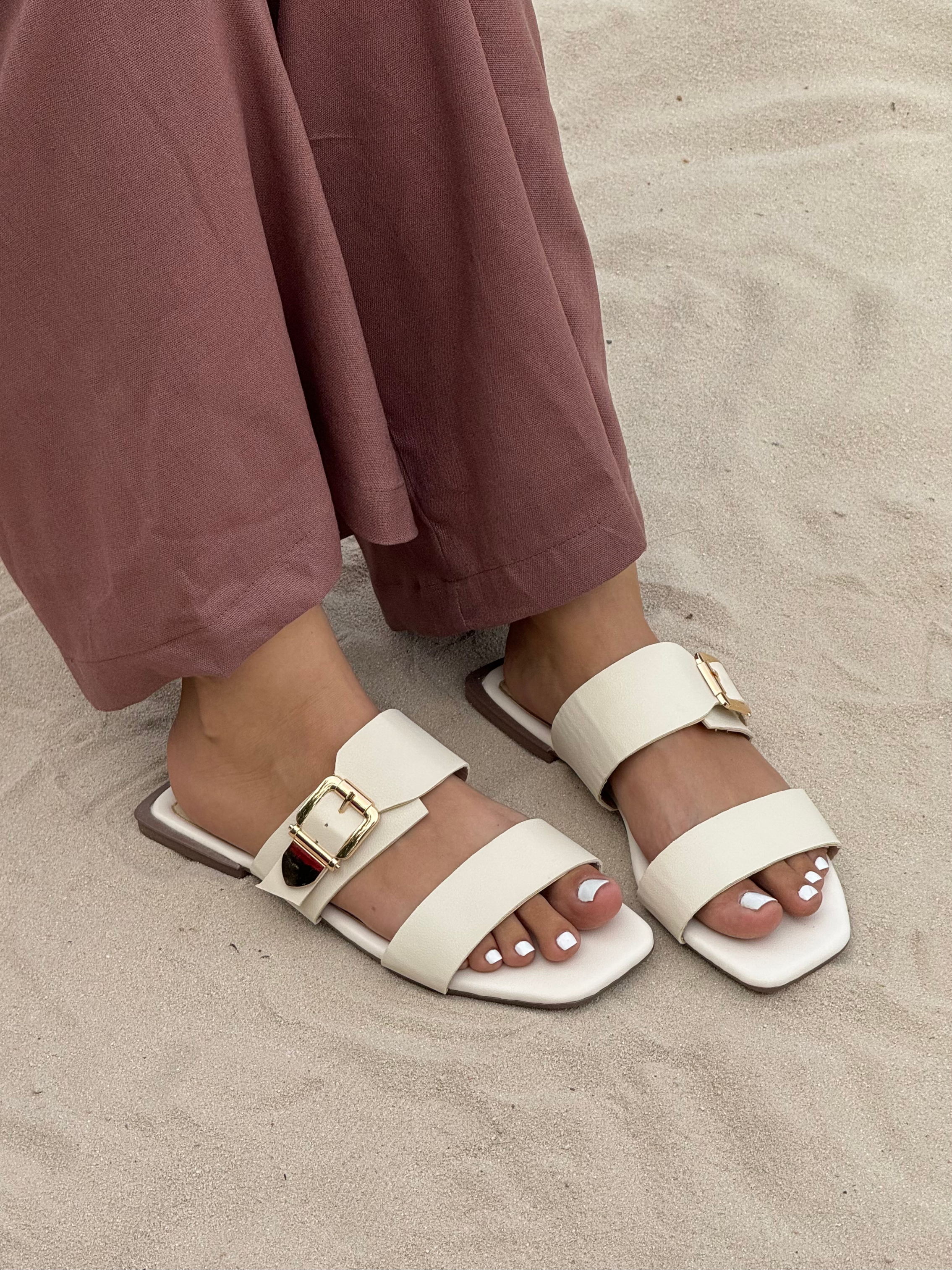 Sandalias planas con hebilla P1520 para mujer | Maraldo