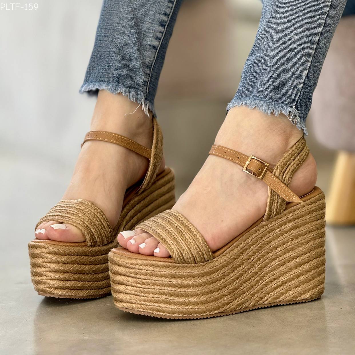 Sandalia Plataforma de Nueva Colección PLTF 159