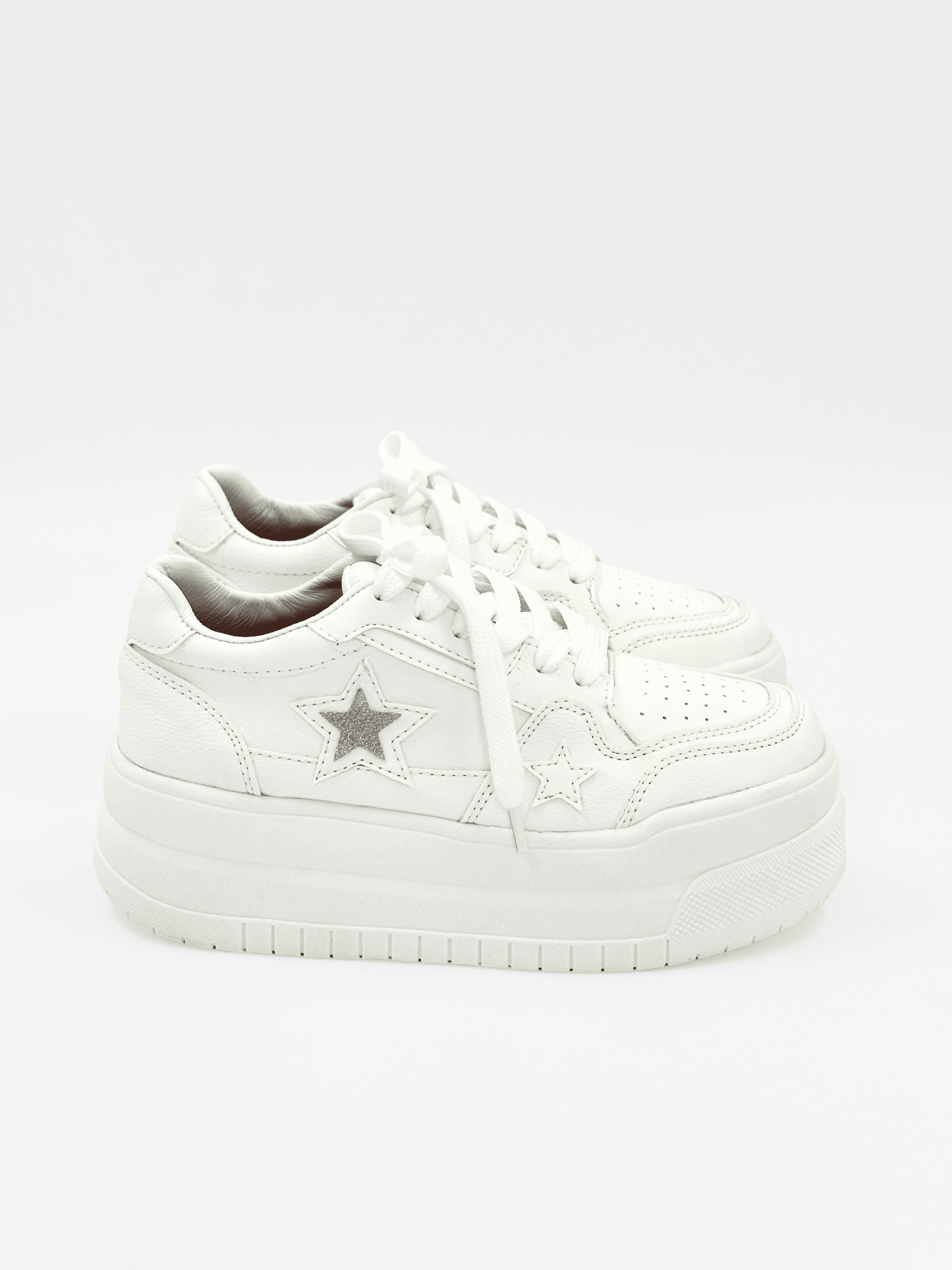Tenis blanco suela alta con estrella - D892
