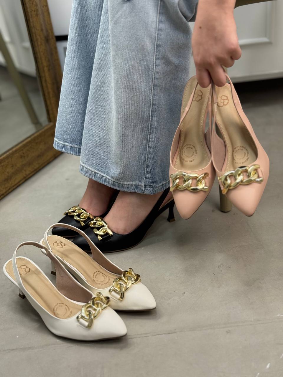 Tacones en punta 5.5cm – T512