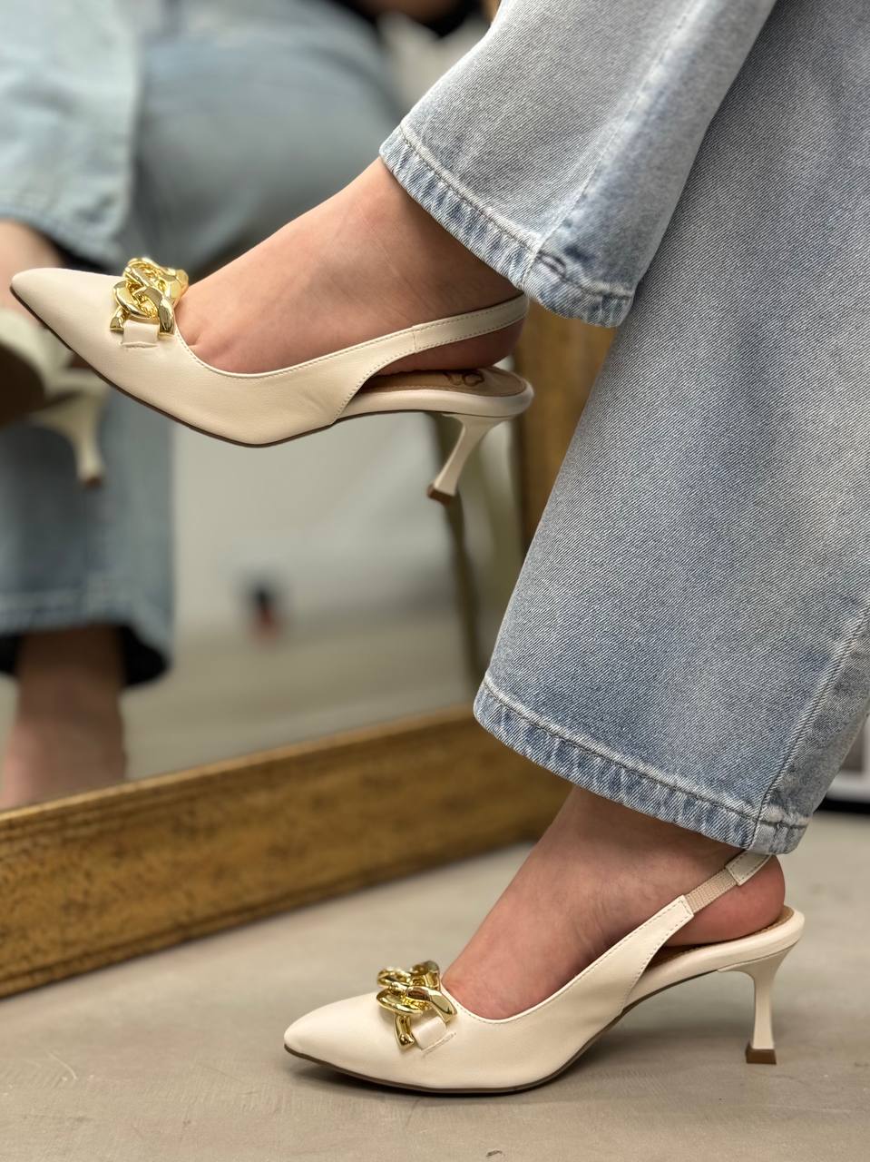 Tacones en punta 5.5cm – T512