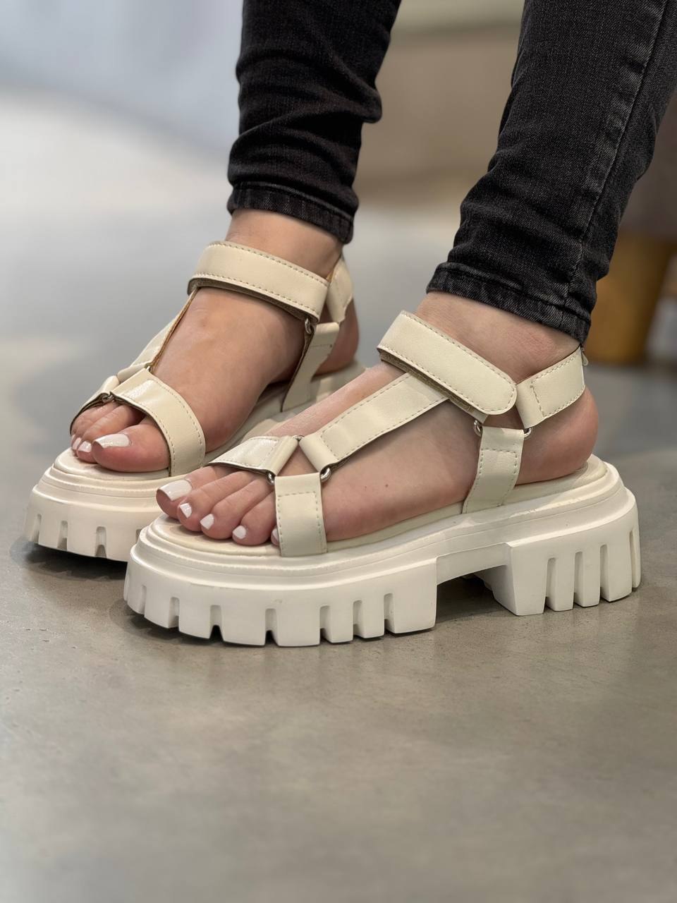 Sandalias Chunky Blancas – MB96