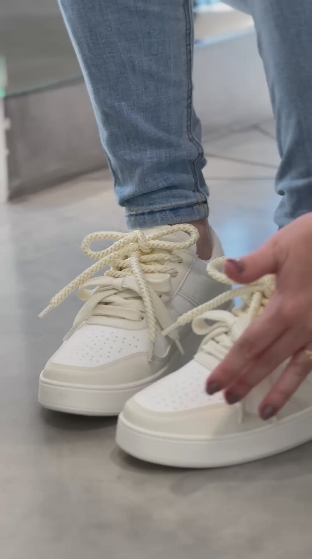 Tenis Doble Cordón D880 para mujer | Maraldo